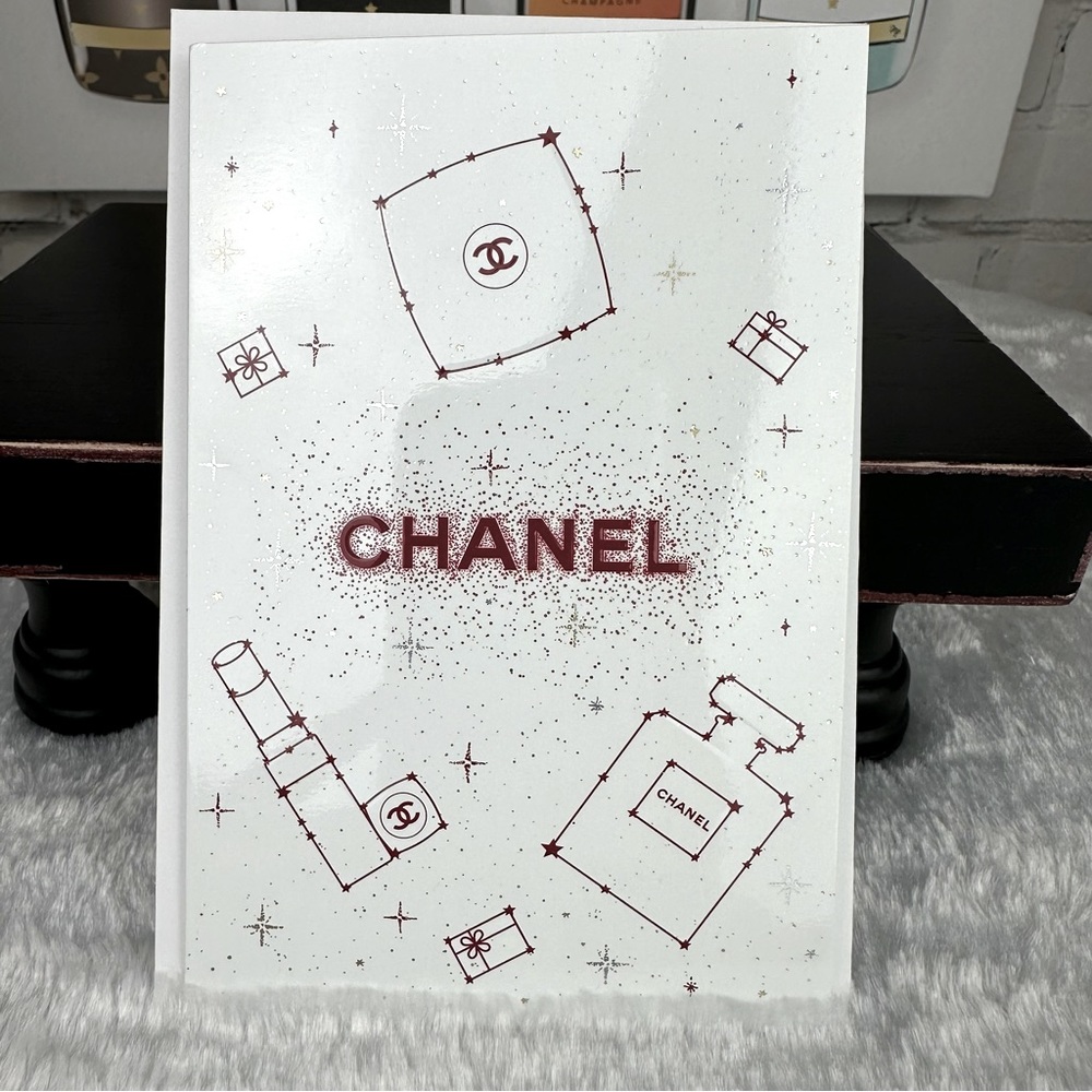 Chanel Card and envelope. New! Holiday gifts!